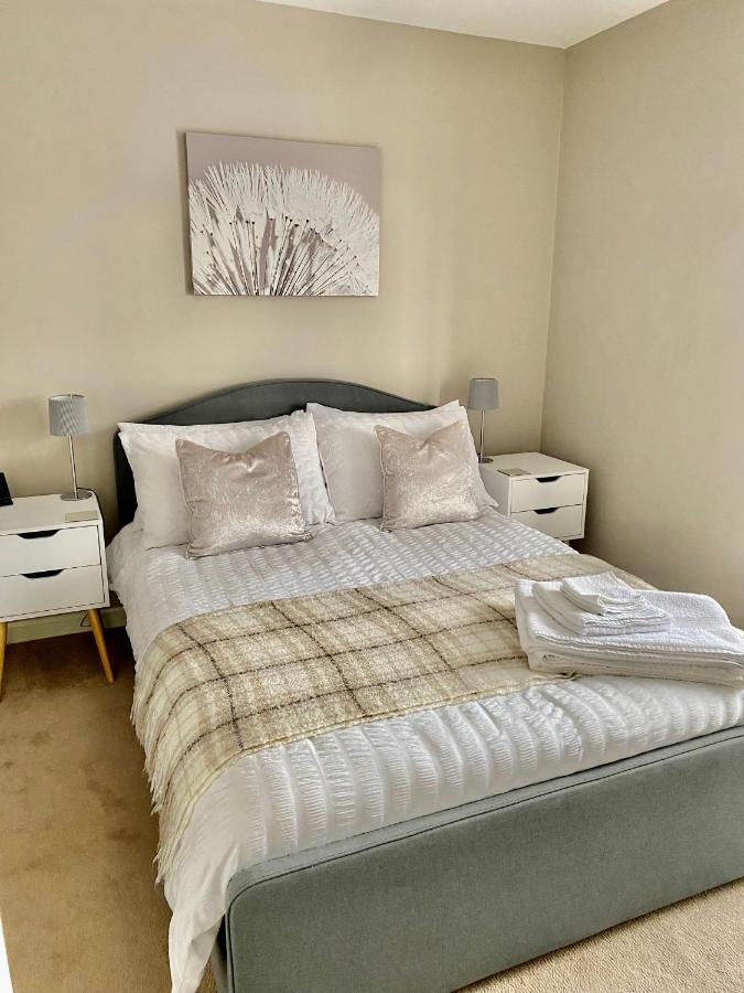 Lovely 2 Bedroom, 2 Bathroom House With Parking. Plymouth Exterior photo